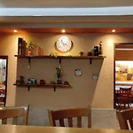 Hotel семеен 